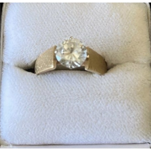 14K Gold Engagement Ring 5 Grams