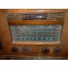 Image 3 : Antique RCA Victor Globe Trotter AM/FM Radio 27x39