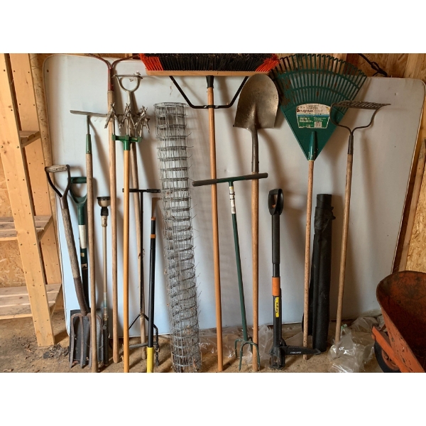 Garden Tool Lot, Rakes,Shoves, Weeding Tools and More