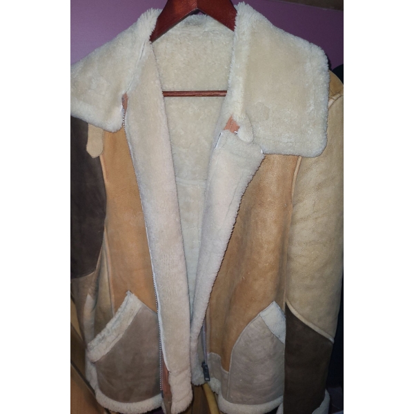 Vintage Sheepskin Jacket w/ Zipper Front, Medium/ Large Fit, No Size Tag