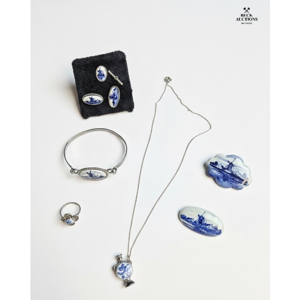  Collection Of Vintage Dutch Delft Porcelain Costume Jewelry , 