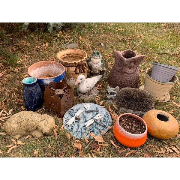 Garden Decor Lot