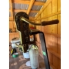 Image 3 : Amazing Wine Bottle Opener With Hand Crank 
