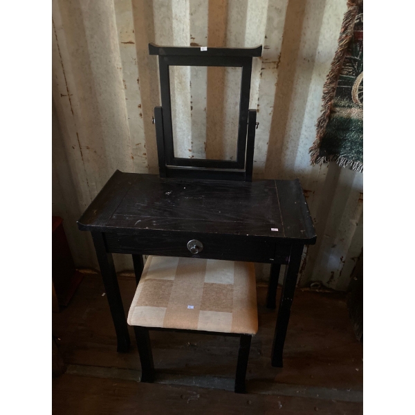 Vanity and Stool-Needs Mirror