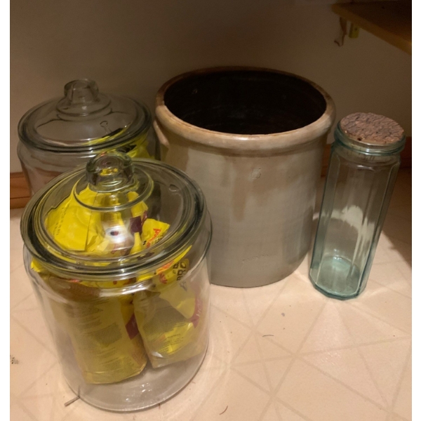 Croc & Glassware Collection 