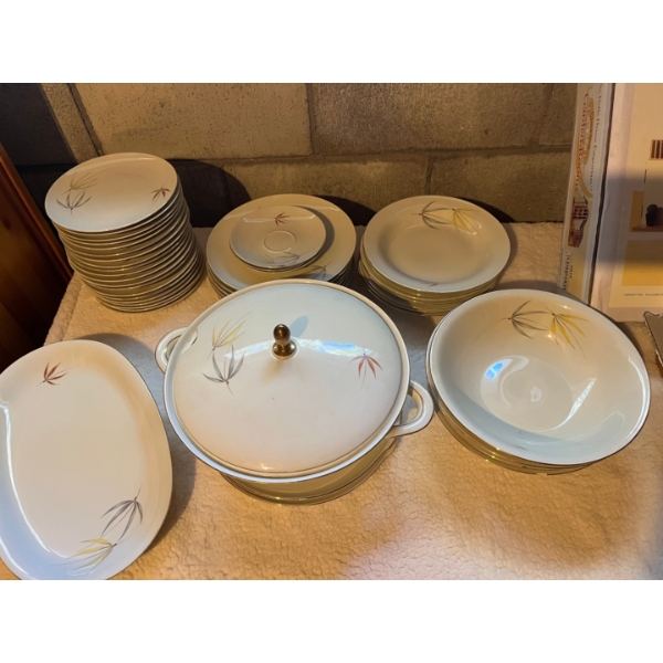 Collection of late era, China set. 21 small plates 7 large plates seven small soup bowls for large s