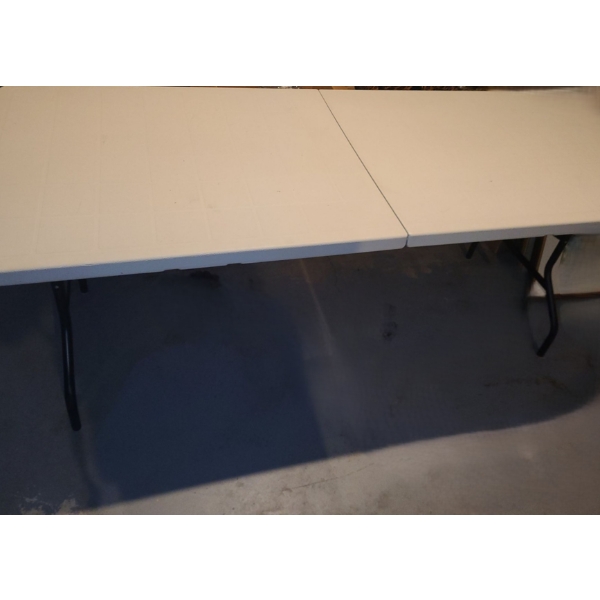 Gracious Living Folding Resin Utility Table 72 W, 30 D, 29 T