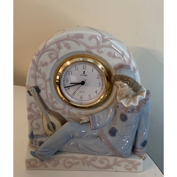 LLADRO Porcelain Clown Clock 7.5x9 Quartz