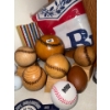 Image 3 : Baseball & Sports Collection