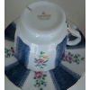 Image 4 : 6 Gorgous Mismatched Antique Teacups & Saucers - Duchess Queens & More