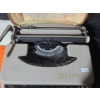 Image 4 : Smith-Corona Skyriter Model Typewriter w/ Carry Case 11 W, 12 D, 3.5 T (With Case Closed and Flat) 
