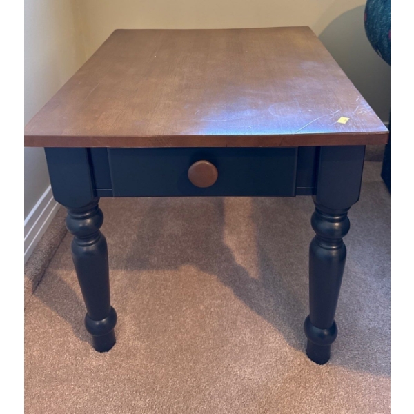Solid Side Table - 22W, 26D, 21T 