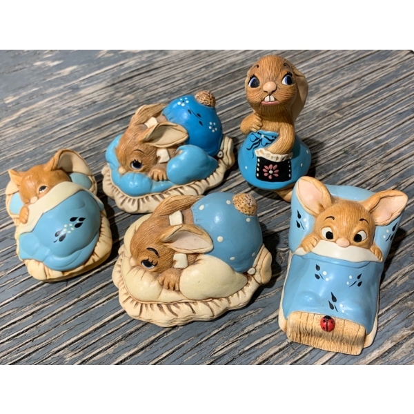 Pendelfin Sleeping Rabbits: 'Wakey', 'Peeps', 'Dodger', 'Dodger' & 'Lucky Pocket' 