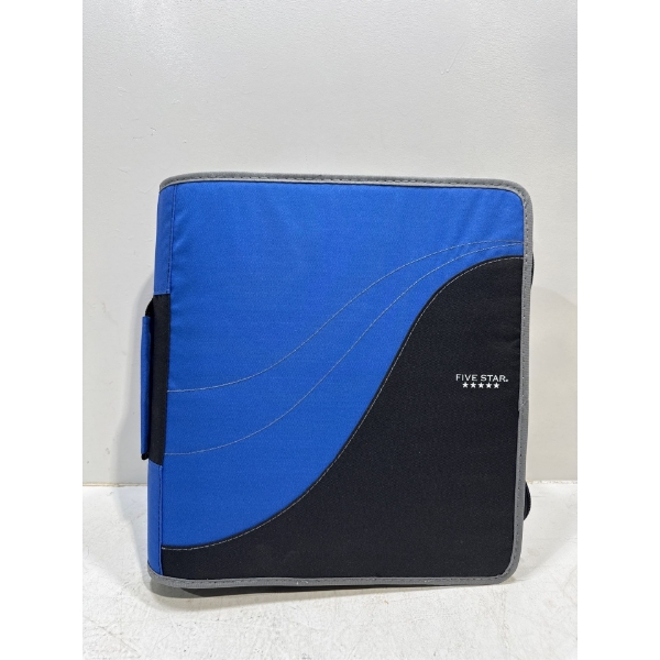 Binder of Upper Deck MVP 2003 Hockey Cards