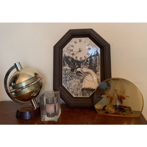 Alaska Eagle Wall Clock 19T w/ Temperature Instrument & Decorative Resin Decor