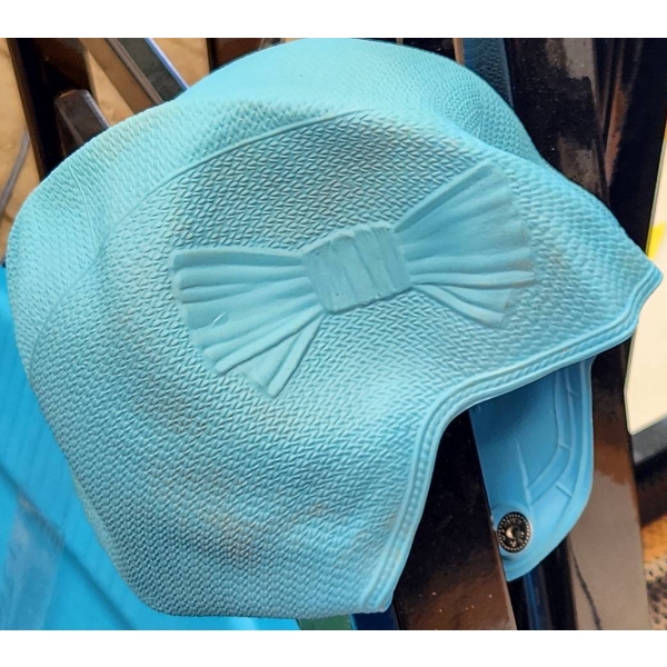 Vintage Accessories: Unused Pantyhose, Gloves, Hats, Swim Cap, and Eel Skin Purses
