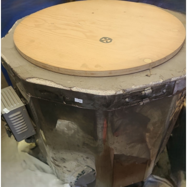 Paragon Pottery Kiln 34" Diameter, 34 T, W.P. Keith Model LT-4 (424-B)
