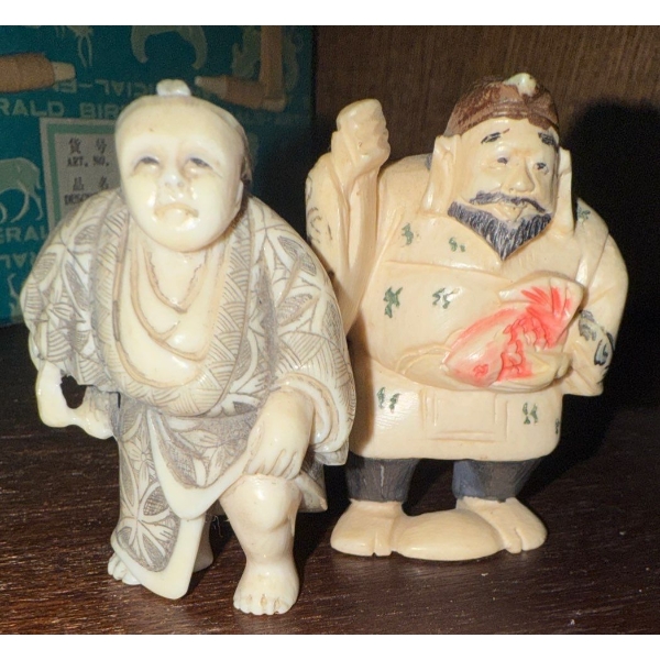 Hand Carved Ivory Japanese Netsuke Figurines 3.5T (2)