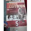 Image 3 : Montreal Canadiens Autographed Figurines, Magazines, etc.