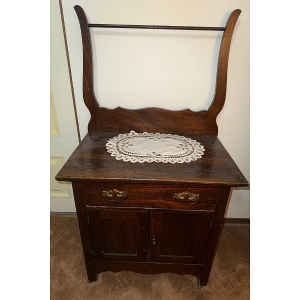 Antique Oak Vanity 26 x 17D x 47T