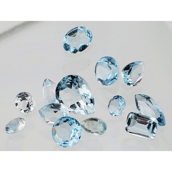 Blue Topaz Parcel (15 ct total, Assorted up to 11×9 mm)