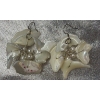 Image 8 : Incredible Handcrafted Mother-of-Pearl Floral Necklace and Earrings Set