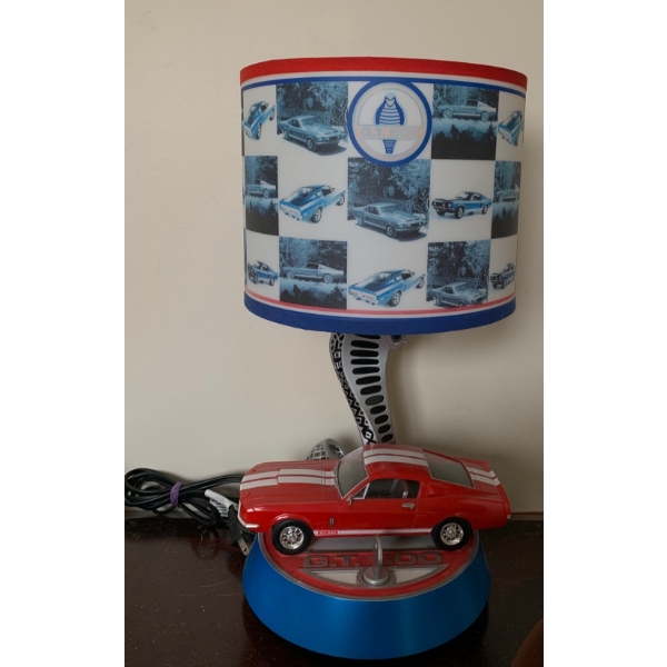 Vintage Automobile Collectable Lamp 18T