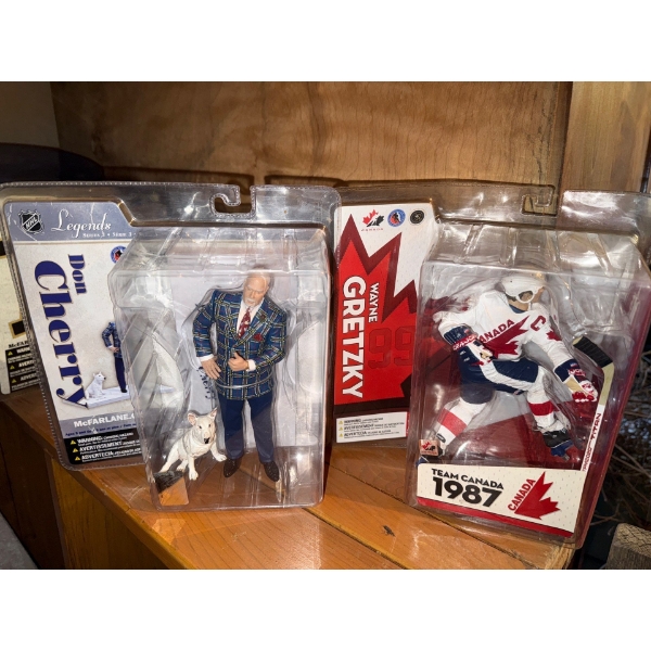 McFarlane NHL Sportspick Action Figures: Don Cherry & Wayne Gretzky (1987)-Toys