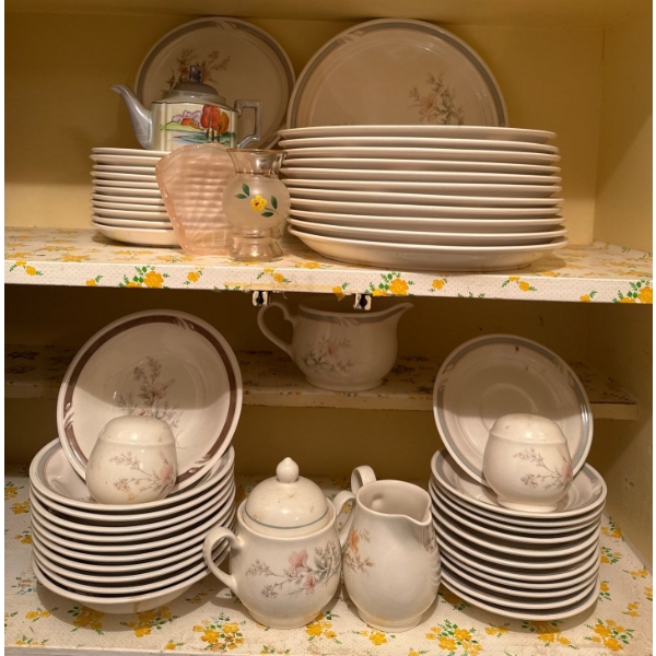 Keltocraft By Noritake Full Dish Set W/ Floral Pattern