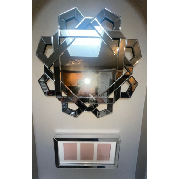 Interlaced Round Beveled Framed Wall Mirror w/ Chrome Photo Frame 24T