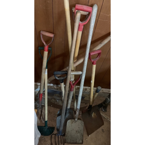 Yard Improvement Tools 