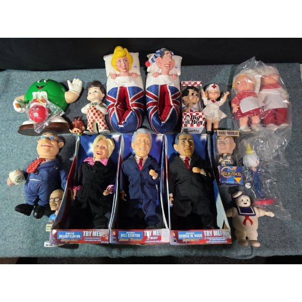 Collectable toy dolls: Politicians, Funko, M&M