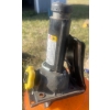 Image 6 : Car Jack, Orange Reflective Trailer Lights, High Powered Vacuum & Pump