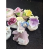 Image 3 : Porcelain Flowers Including: Small Rose Topped Box