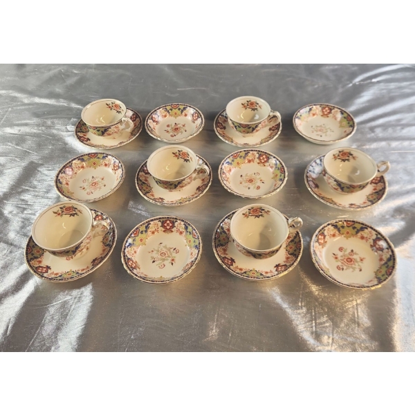 Vintage Grindley England "Creampetal" Pottery Tea Set
