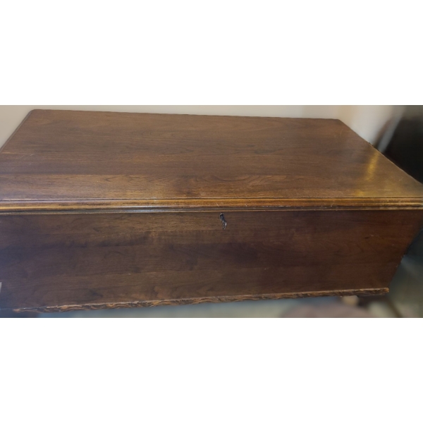 Eatonia Cedar Chest 42 W, 20 D, 19 T, Key Included 