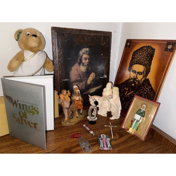 Religious Collectables - Wings Of Silver Toga Bear Wall Hangings & More