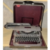 Image 2 : Antique UNDERWOOD Finger Flight Champion Portable Typewriter In Hard Shell Case