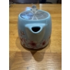 Image 3 : beautiful tea maker with built in filter