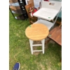 Image 3 : 1 Oak Sitting Chair & 2 Plastic Chairs 
