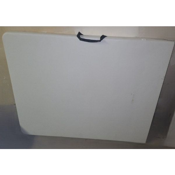 Folding Table 74 W, 30 D, 33 T (2nd)