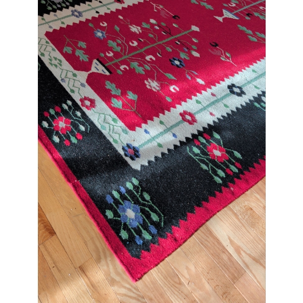 Vintage Handwoven Balkan Sharkoy Kilim Rug - Mexican Story Telling 5x7 Feet