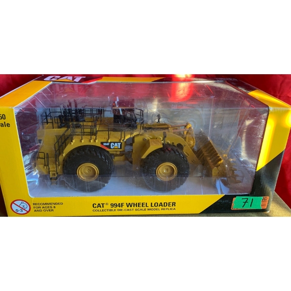Norscot CAT 994F Wheel Loader 1:50 Scale Die-Cast - Beck