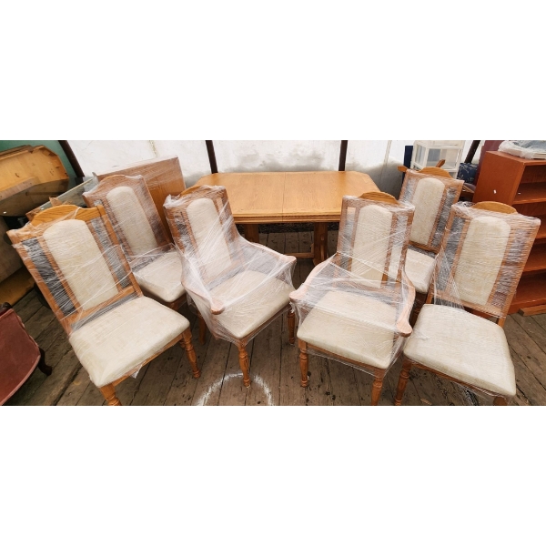 Beautiful Bird's Eye Maple Dining Table with Leaf and 6 chairs - 65"W x 41"D x 31"H ( Leaf - 24")