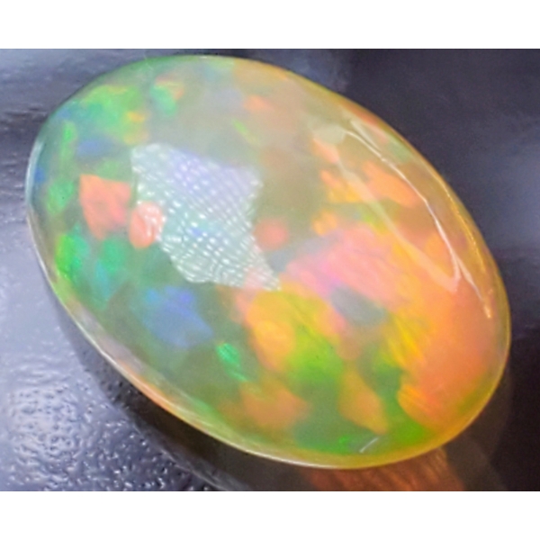 Opal (3.33 ct, 14×9.5×5.5 mm)