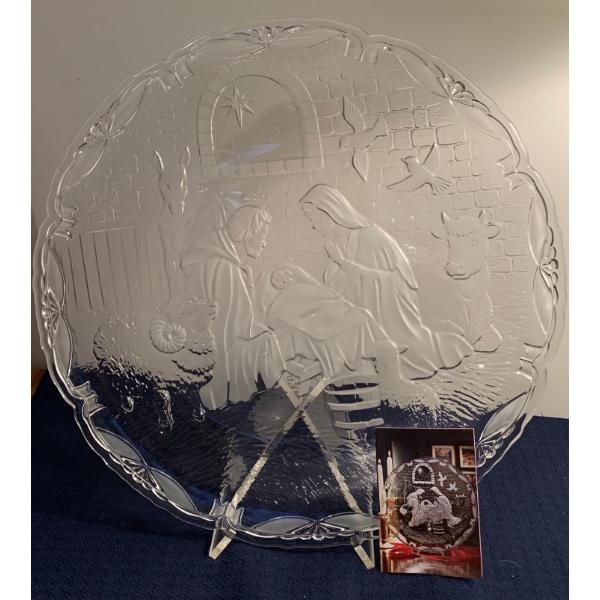 Mikasa Decorative Holiday Plate 14W Nativity Scenario