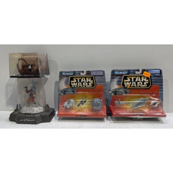 Collection of Star Wars Figures