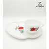 Image 2 : Vintage Federal ROSECREST Milk Glass set of 4 Snack Plates and 4 Cups Red Rose