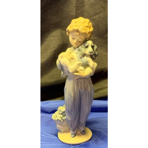 LLADRO Porcelain Figurine - Boy w/ Hound 8T