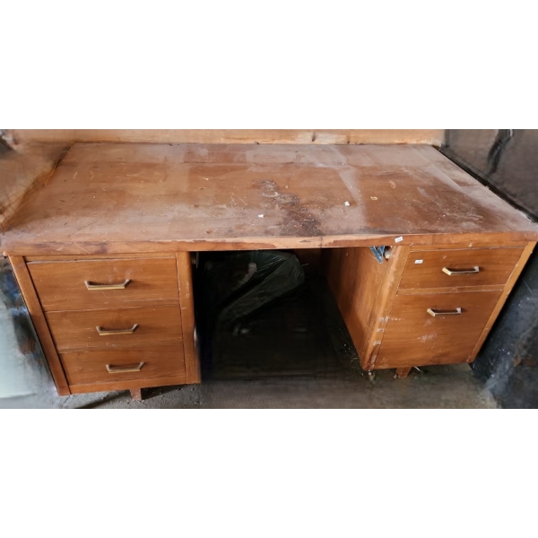 Garage Wooden Desk w/ 5 Storage Drawers 60 W, 29 D, 30 T